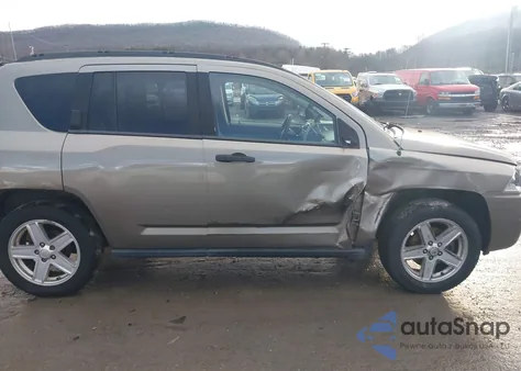 2007 Jeep Compass Sport z USA, uszkodzony, nr VIN 1J8FF47W17D293574